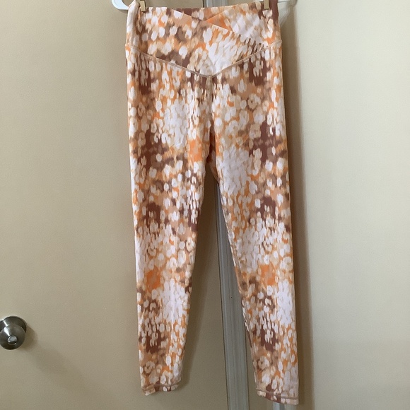 aerie Pants - Aerie OFFLINE Orange Cedar Expedition Shine Crossover Leggings Size Large NEW